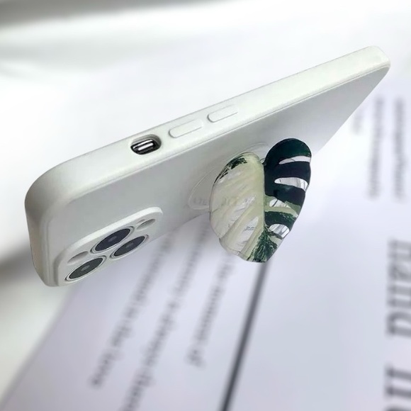 NEW Monstera Albo Phone Grip Holder Green Plant Cellphone Leaf Accessories - Picture 4 of 4